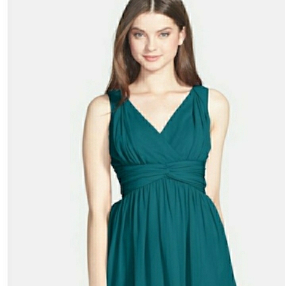 Donna Morgan Jessie silk chiffon twist dress